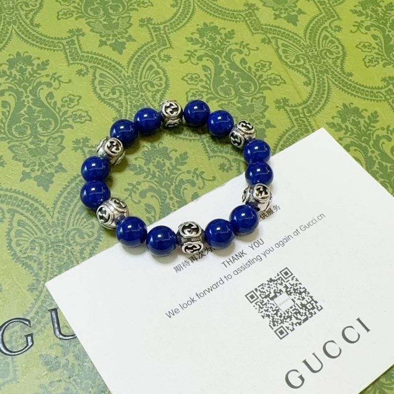G*u*i bracelets